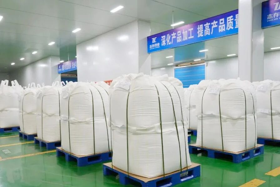 碳酸锂突破20万关口，还能涨多久？
