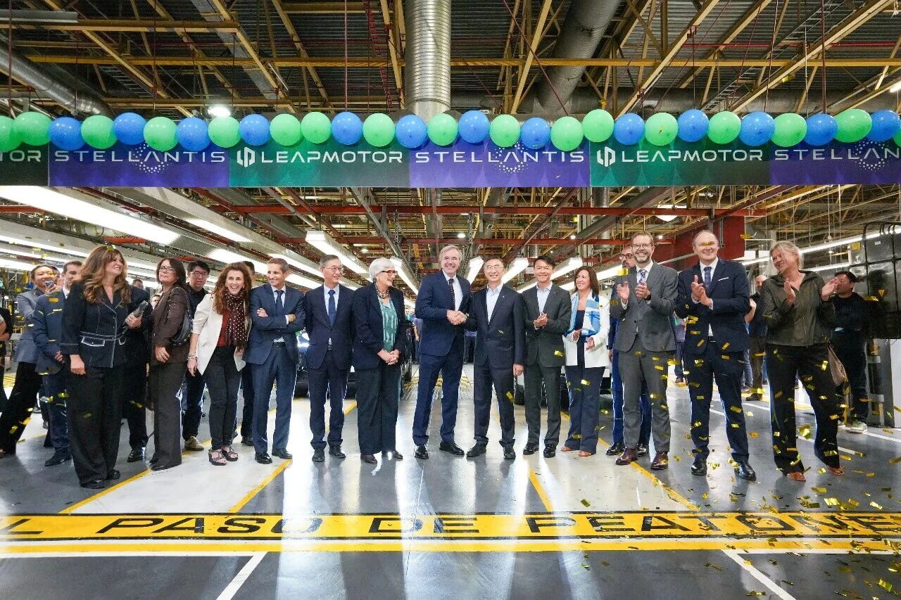 零跑汽车西班牙电池工厂正式投产